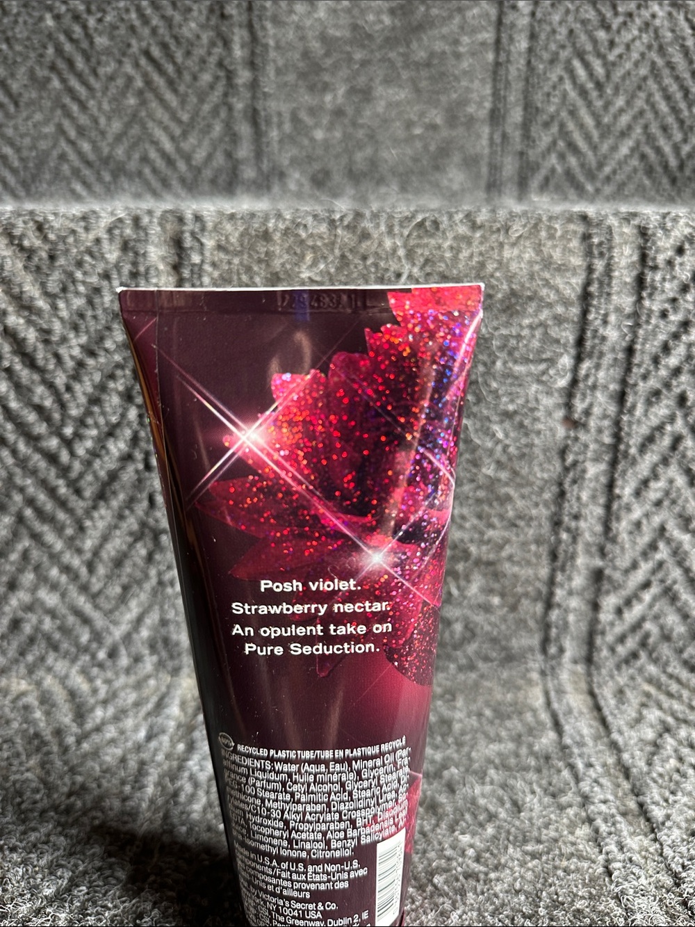 Victoria’s Secret Pure Seduction Luxe Body Lotion - Picture 3 of 7
